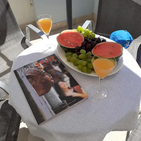 Znjan 50m ----seasun&relax---- Location Lejlighed