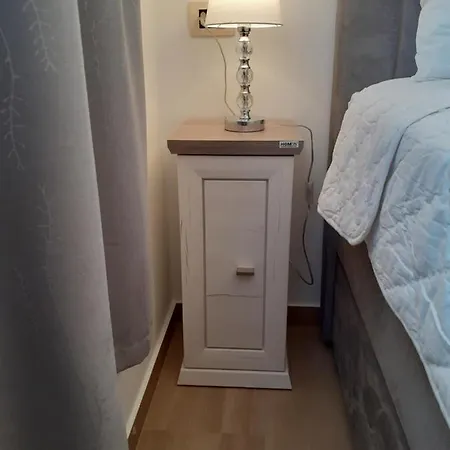 Znjan 50m ----seasun&relax---- Location Lejlighed