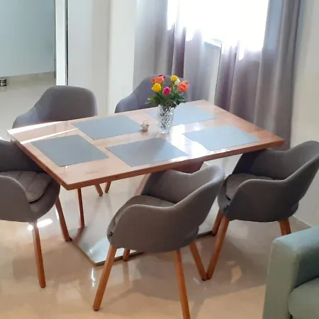 Znjan 50m ----seasun&relax---- Location * Split