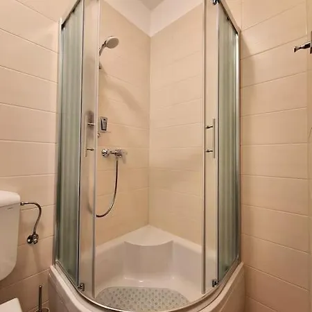 Znjan 50m ----seasun&relax---- Location * Split