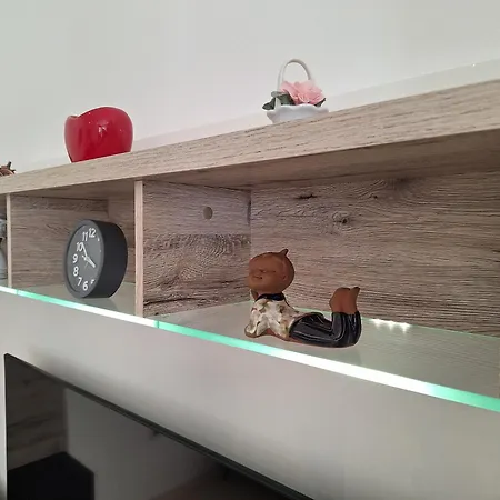 Znjan 50m ----seasun&relax---- Location Split