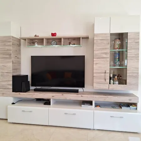 Znjan 50m ----seasun&relax---- Location Lejlighed